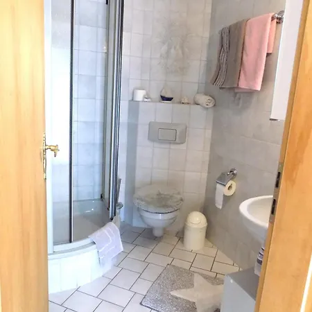 Evi Opp - Evita Brodersdorf